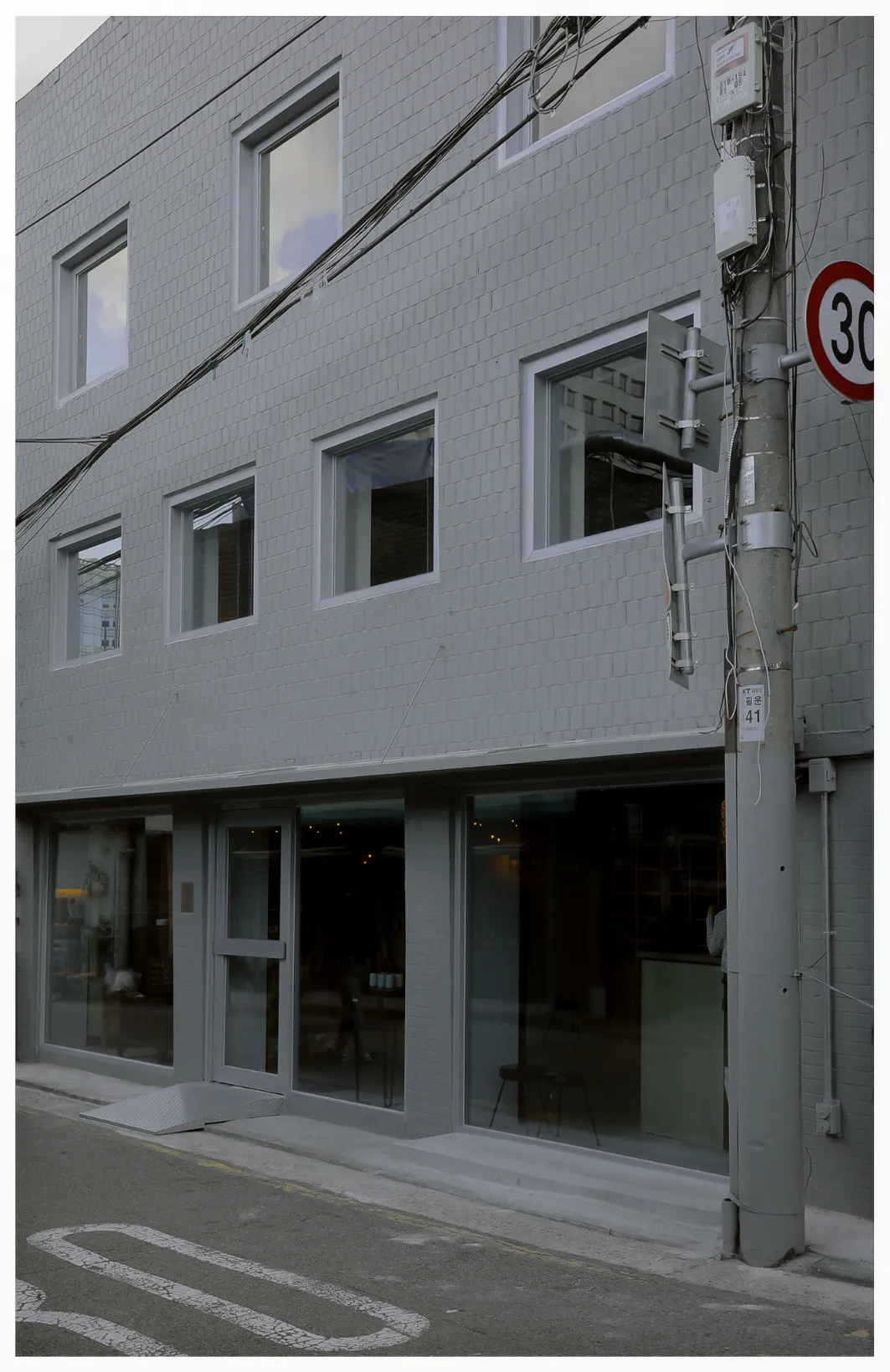 up02-3.jpg
